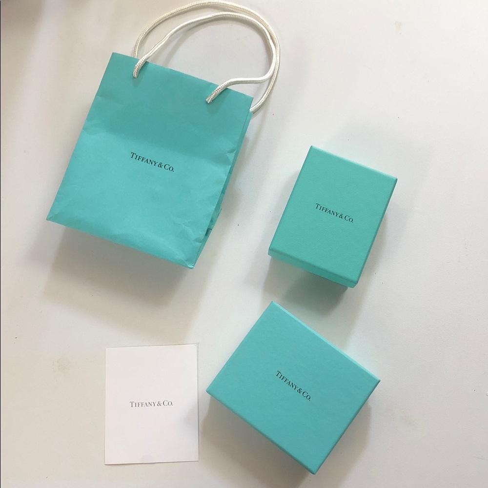 Tiffany Jewelry box’s bag and card bundle